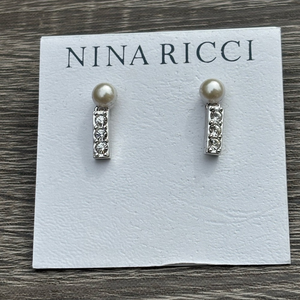Nina Ricci Earrings Rhodium Plated With Pearl & Swarovski Crystals